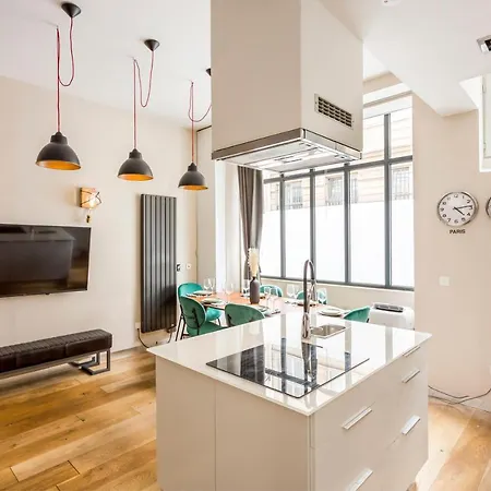 Design & Confort Paris17 Апартаменты