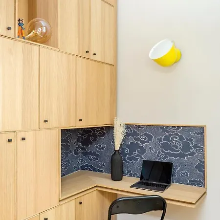 Design & Confort Paris17 Париж
